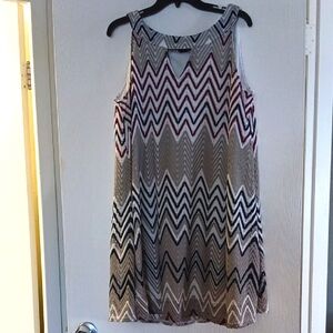 Sharagano Textured Gray Burgundy and White Embroided Fabric Dress